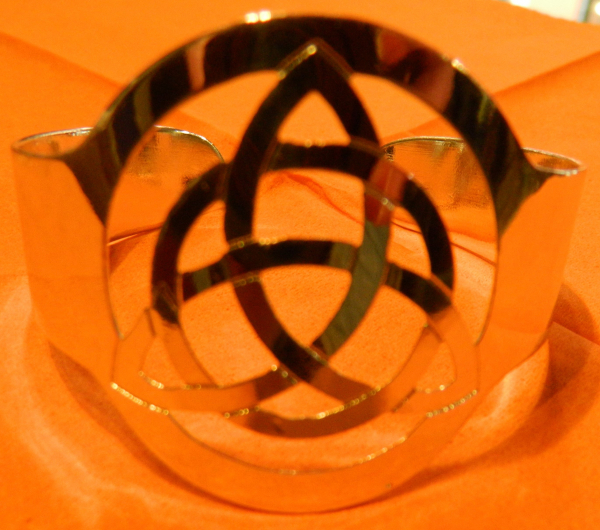 Celtic Trinity Bangle (KVB12)